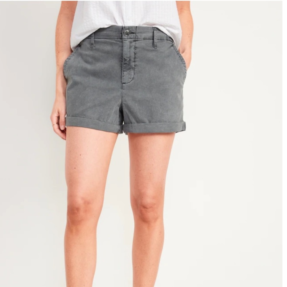 Old Navy | Everyday Khaki Shorts Grey | size medium